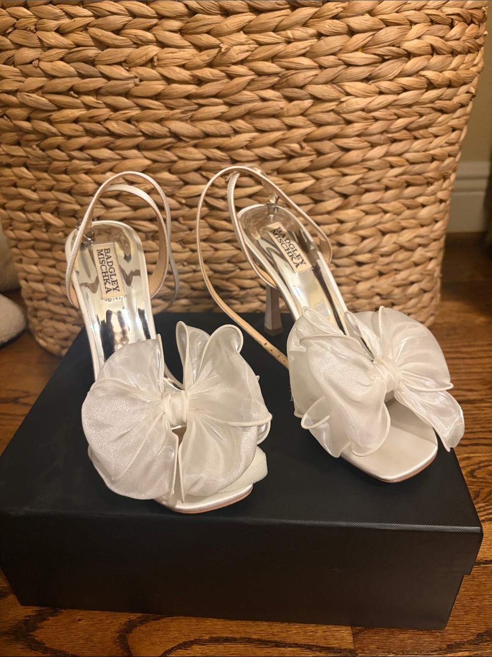 Badgley Mischka Ivory Satin Bow Slingback Heels